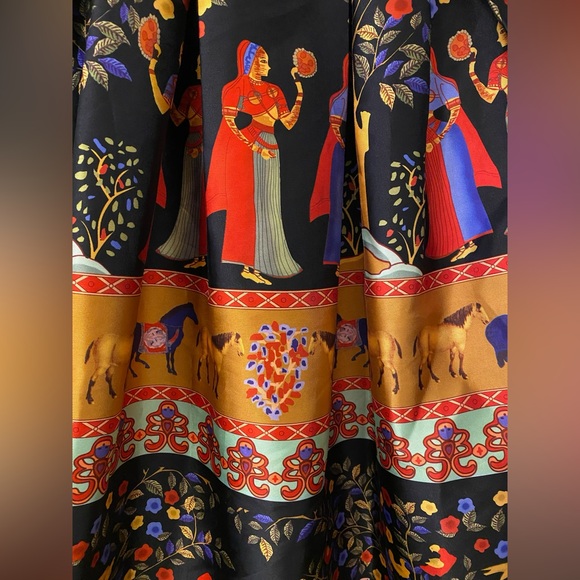 Elegant Colorful Egyptian print Midi dress - Picture 5 of 9